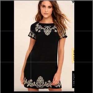 Lulus Tale to Tell Embroidered Shift Dress M